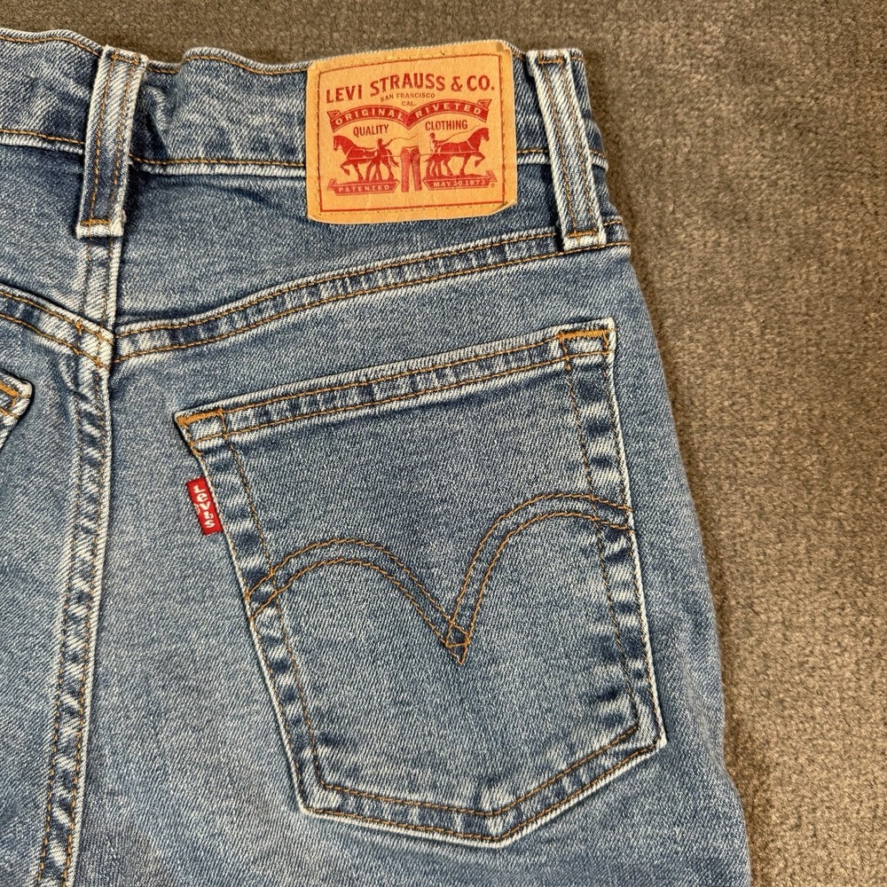 Levi's Wedgie Straight Jeans Women's 26x26 Button Fly Medium Wash Blue Denim - Picture 5 of 16